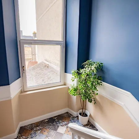 Eyre View - 1 Apartman
