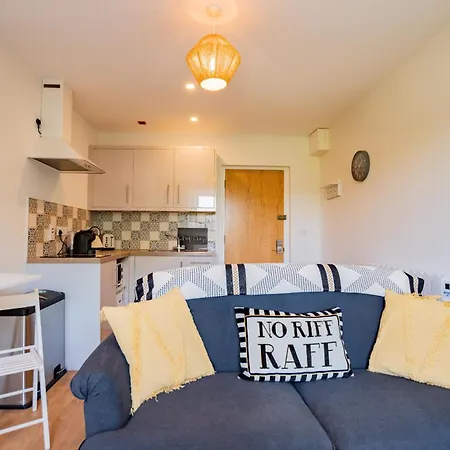 Eyre View - 1 Apartment *