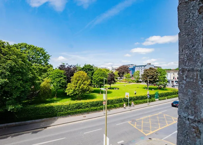 Eyre View - 1 * Galway