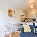 Eyre View - 1 Apartment