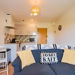 Eyre View - 1 Apartment *