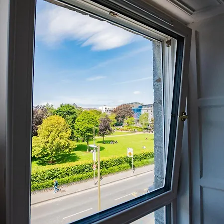 Eyre View - 1 Apartment Galway